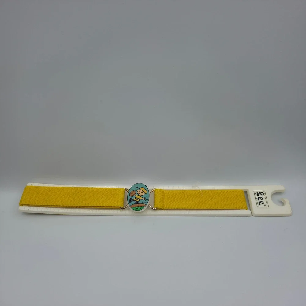 Vintage Lee Peanuts Charlie Brown Yellow Elastic Cinch Belt Adjustable Kids
